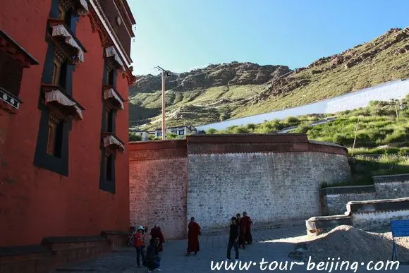 Shigatse Trip (Tips, Photos & Map)