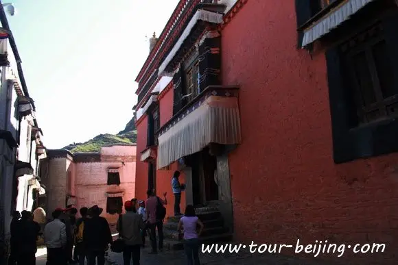 Shigatse Trip (Tips, Photos & Map)