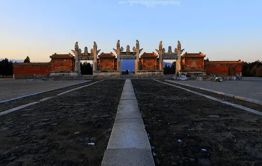The Dragon and Phenix Gate
