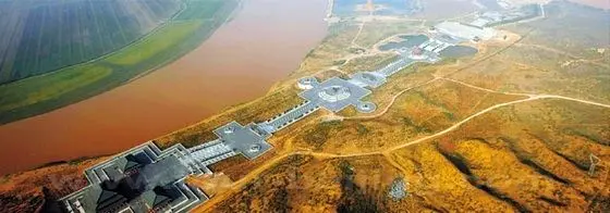 The Goden banks along Yellow River in Ningxia