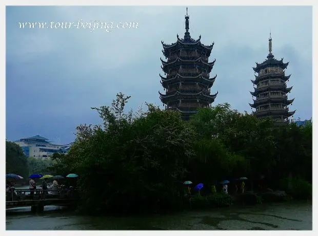 Stroll around Shanhu Lake and Ronghu Lake in Guilin (Tips, Photos & Map)