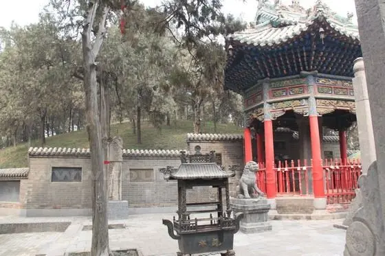 The Tomb of Guanyu