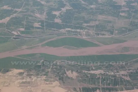 The Yellow River cuts the border between Shanxi and Shaanxi