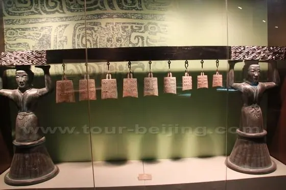 The ancient chime bells built in Han Dynasty unearthed