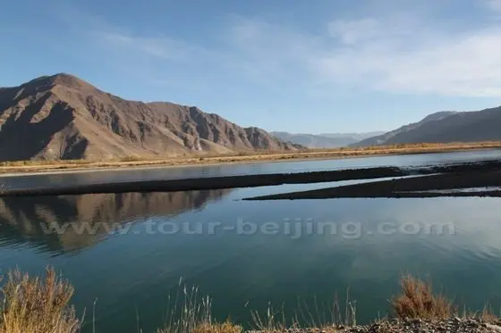 4-Wheel Drive Trip from Lhasa to Rakwa Tso (Tips, Photos & Map)