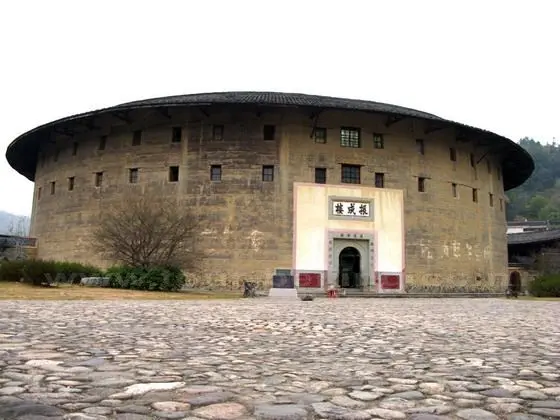 The exterior of Zhengchenglou