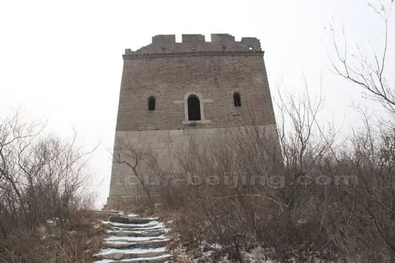 The lower part is made of stones and upper part made of bricks.