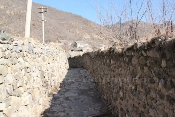 The narrow lane on the west hillside village.