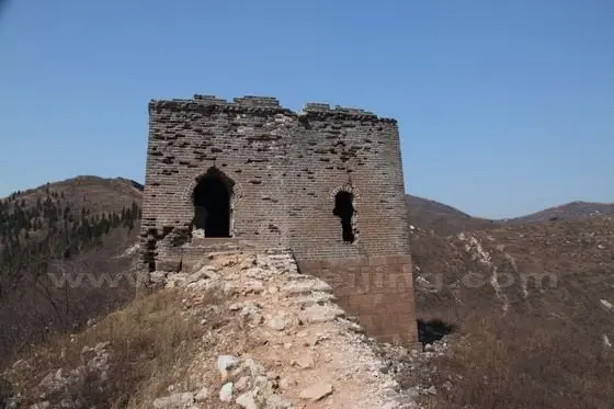 The two-eye fort is still there, but quite rundown
