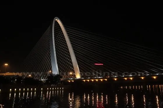 This is Jingang Bridge over Haihe River