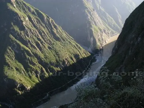 Tiger Leaping Gorge 2