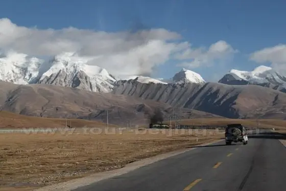 We were driving along the National Highway No.109