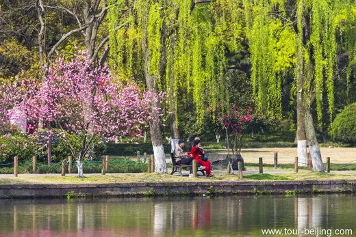 The Spring of West Lake in Hangzhou