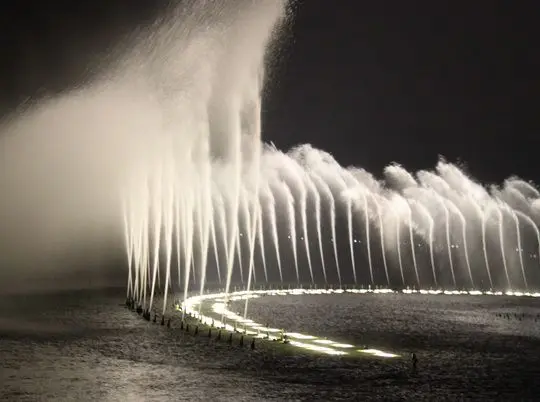 West Lake Musical Fountains 1