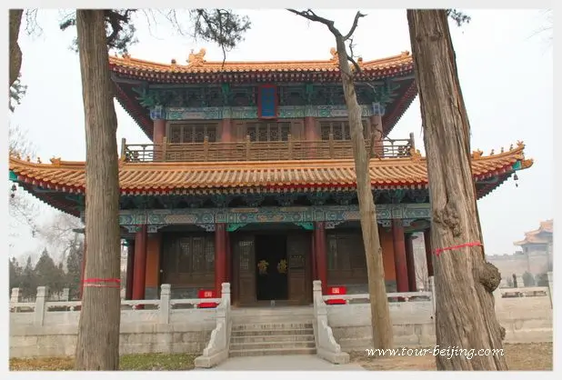 How to visit Xiyue Temple (Tips, Photos & Map)
