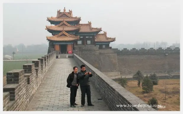 How to visit Xiyue Temple (Tips, Photos & Map)