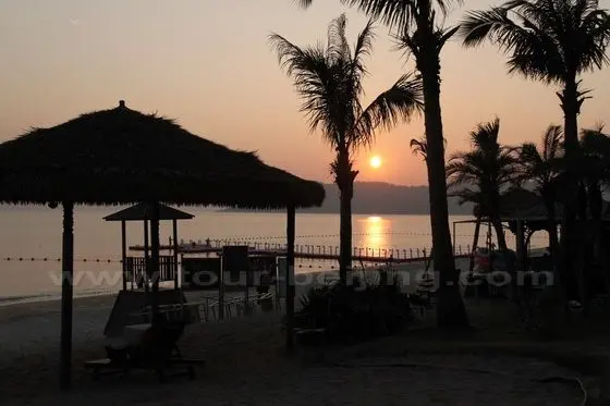 Xunliao Bay Beach Resort