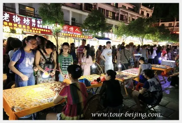 Yangshuo West Street (Tips, Photos & Map)
