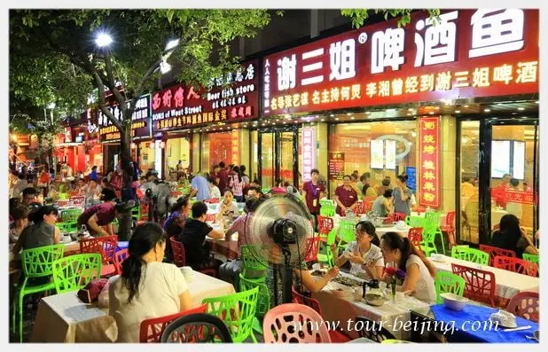 Yangshuo West Street (Tips, Photos & Map)