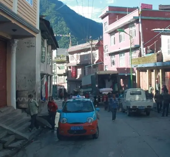 Zhangmu taxi, Zhangmu taxi fare, tips and phones
