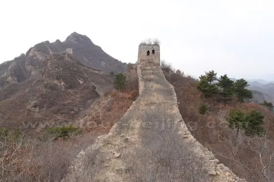 Zhizishan Great Wall leads to Jinniudong Great Wall to its east for about 13km