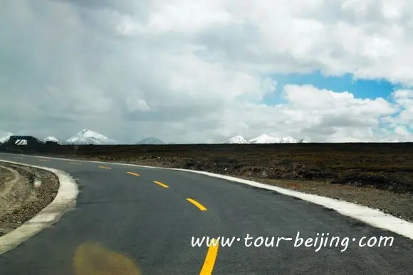 Shigatse Lhatse Tingri Road Trip (Tips, Photos & Maps)