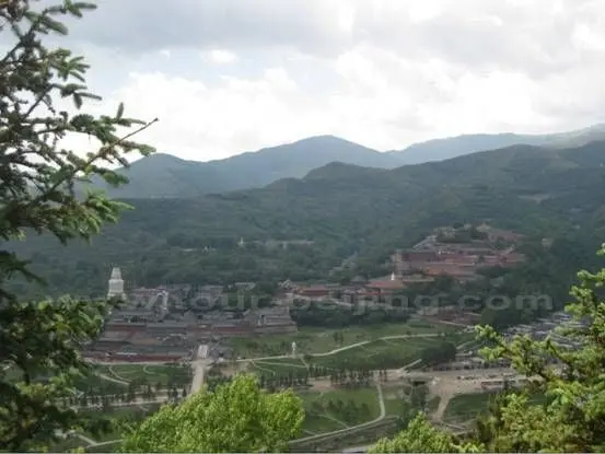 A bird’s eye view of those temples.