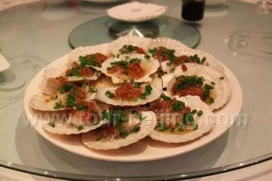 Boiled scallops