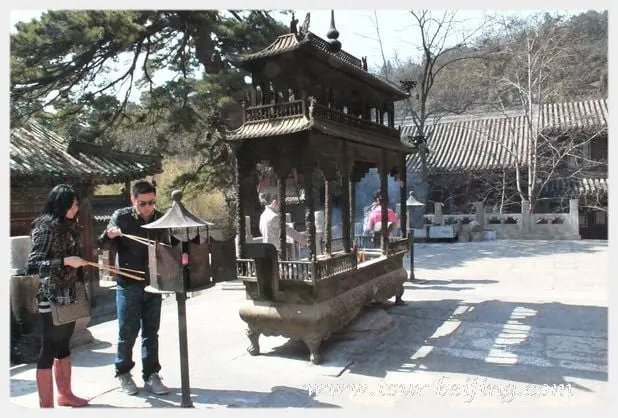 Tanzhe Temple (Tips, Photos & Map)