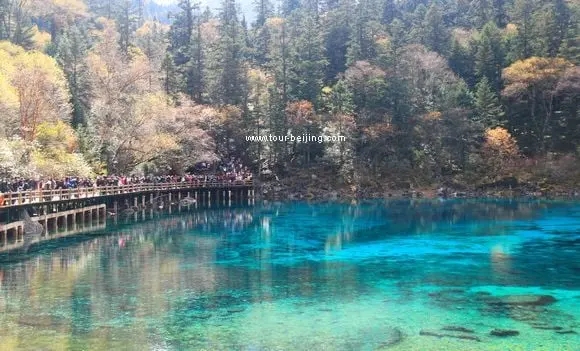 Best time to visit Jiuzhaigou (Tips, Photos & Map)
