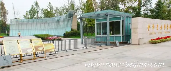 How to Visit Jinsha Site Museum (Tips, Photos & Map)