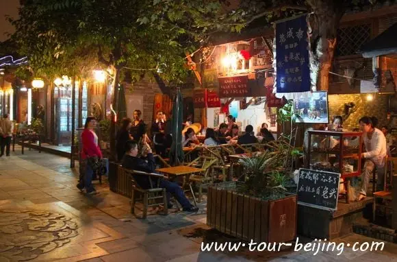 A traditional alley-front teahouse