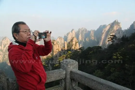 My First Day on Mount Huangshan (2)