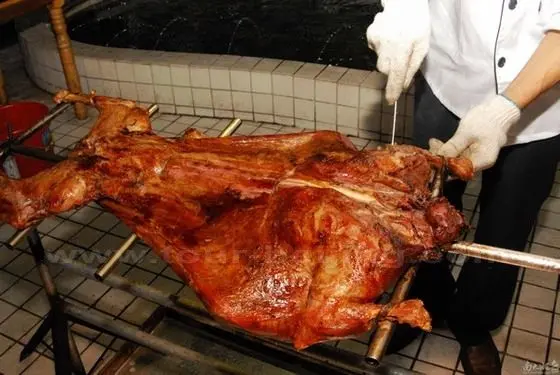 roast whole sheep