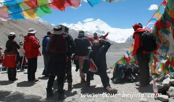People were crazy about Mt.Everest.