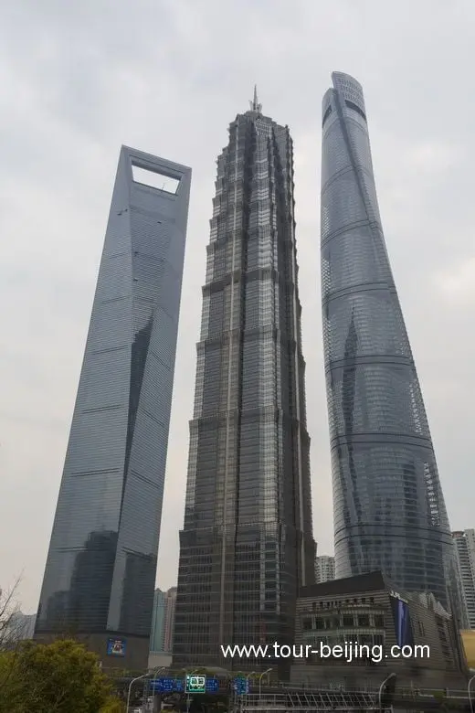 How to Visit Shanghai Tower (Tips, Photos & Map)