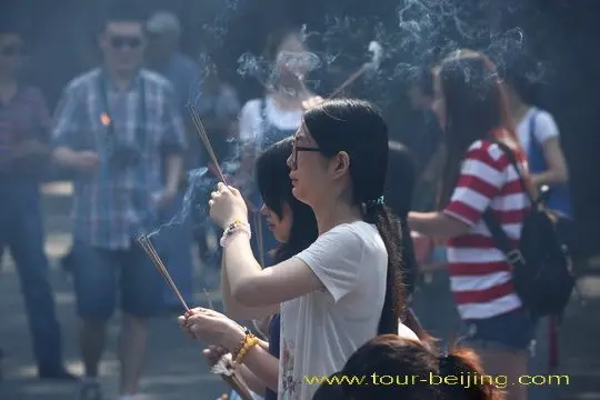 What does she say to the Buddha?