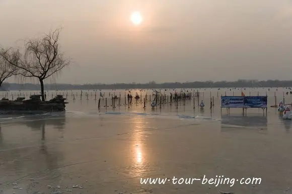 Skating at Summer Palace (Tips, Photos & Map)