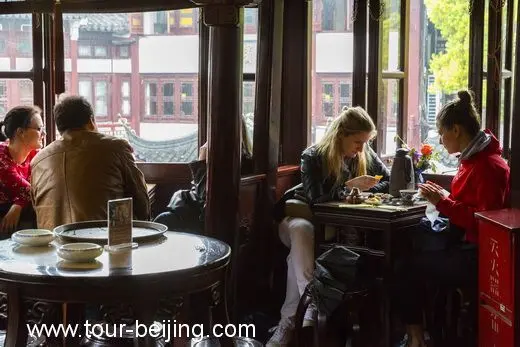 The Old World Charm in Shanghai (Tips, Photos & Map)