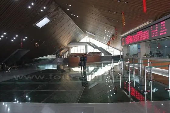How to Visit Mt.Huashan (Tips, Photos & Map)