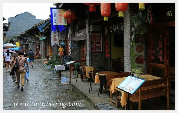 How to Visit Xingping (Tips, Photos & Map)