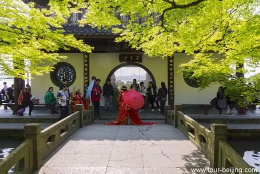The Spring of West Lake in Hangzhou