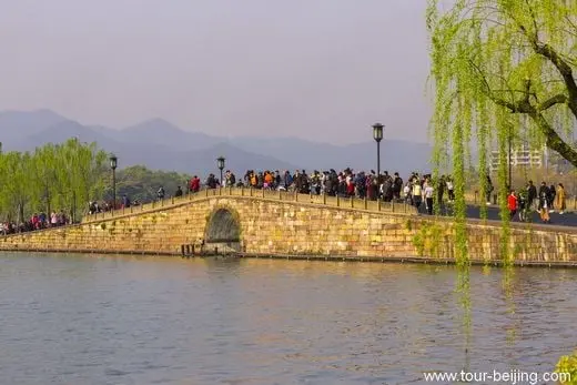 The Spring of West Lake in Hangzhou