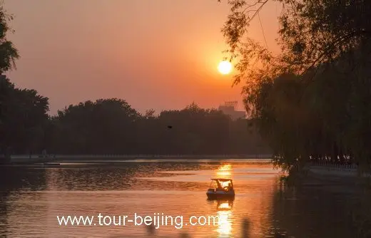 Houhai Lake is bright with sunset glow.