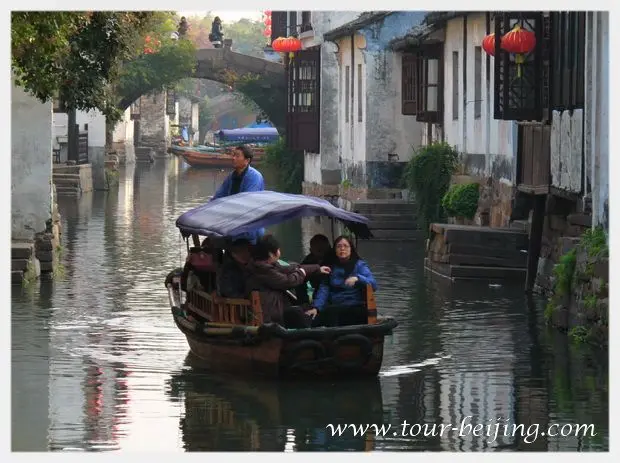 How to Visit Zhouzhuang Ancient Town (Tips, Photos & Map)